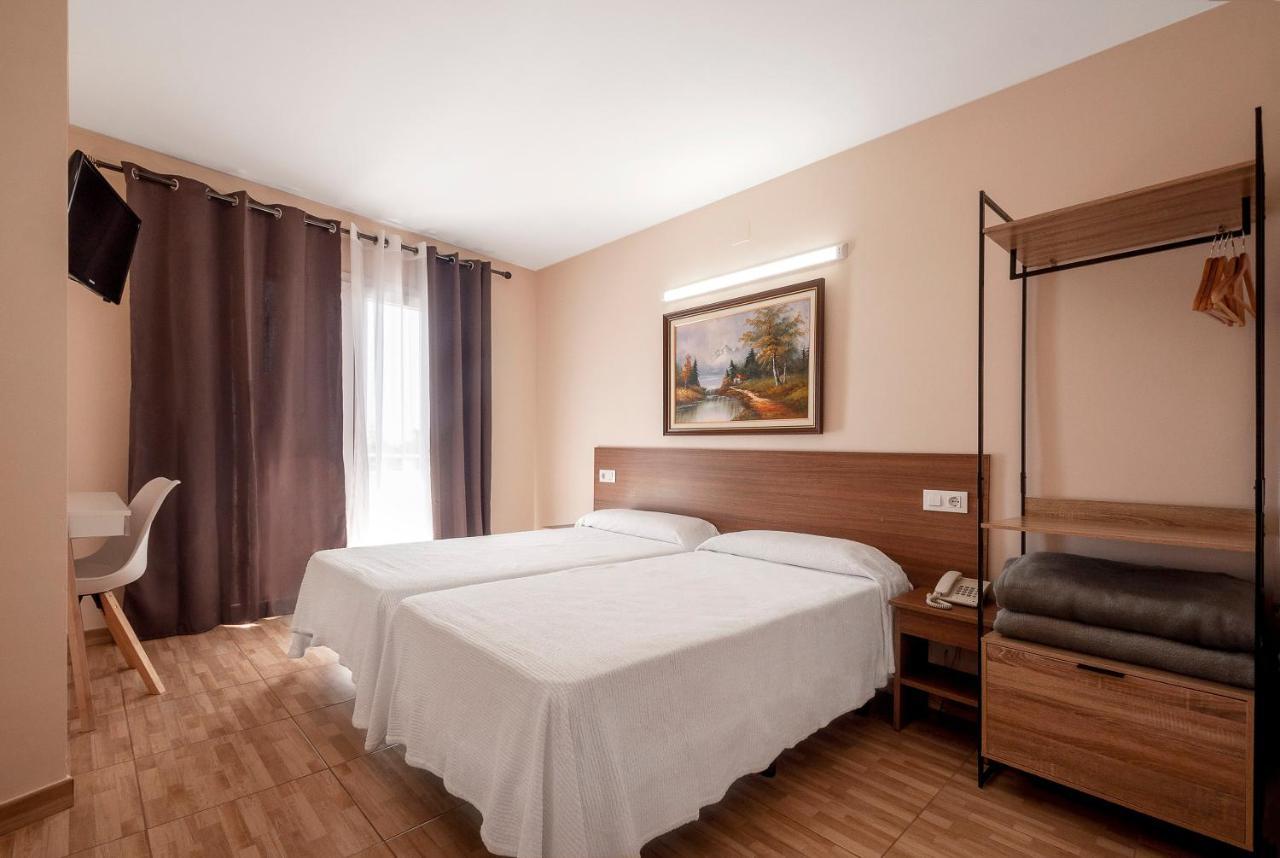 Hotel Silvia Empuriabrava Esterno foto